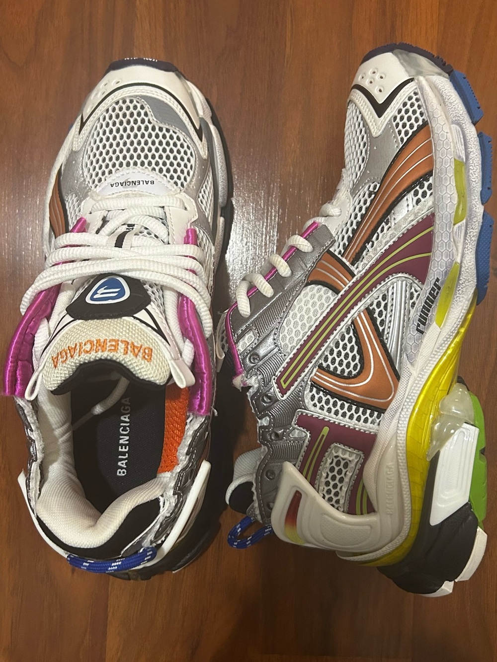 size 38 balenciaga runners